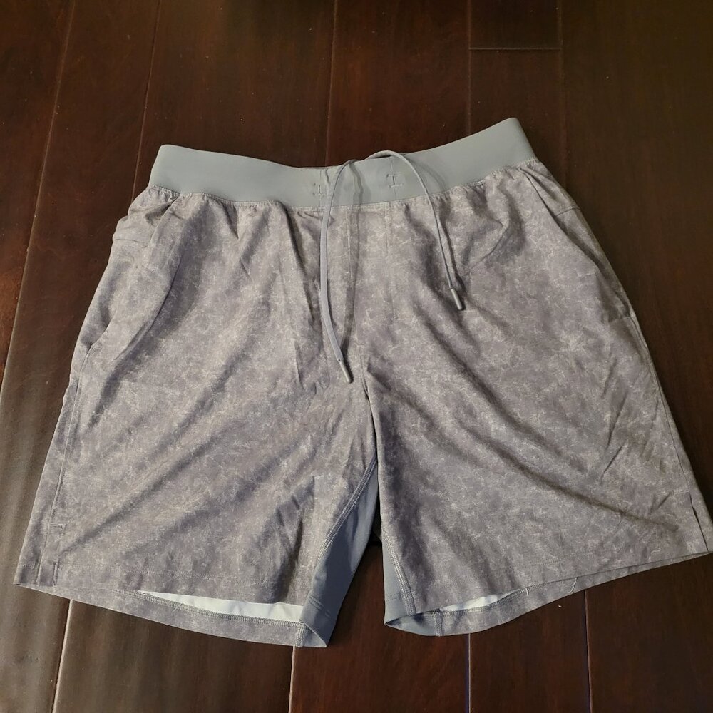 Lululemon T.H.E. Short Mens 9" Linerless Medium Gray